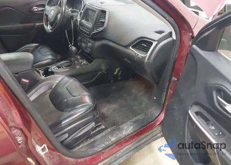 2019 Jeep Cherokee Latitude Plus 4X4 z USA, uszkodzony, nr VIN 1C4PJMLBXKD193916